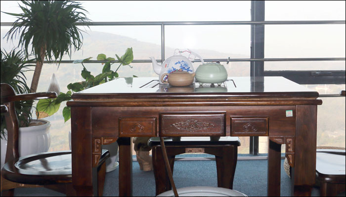 品茶閱山,以茶會友